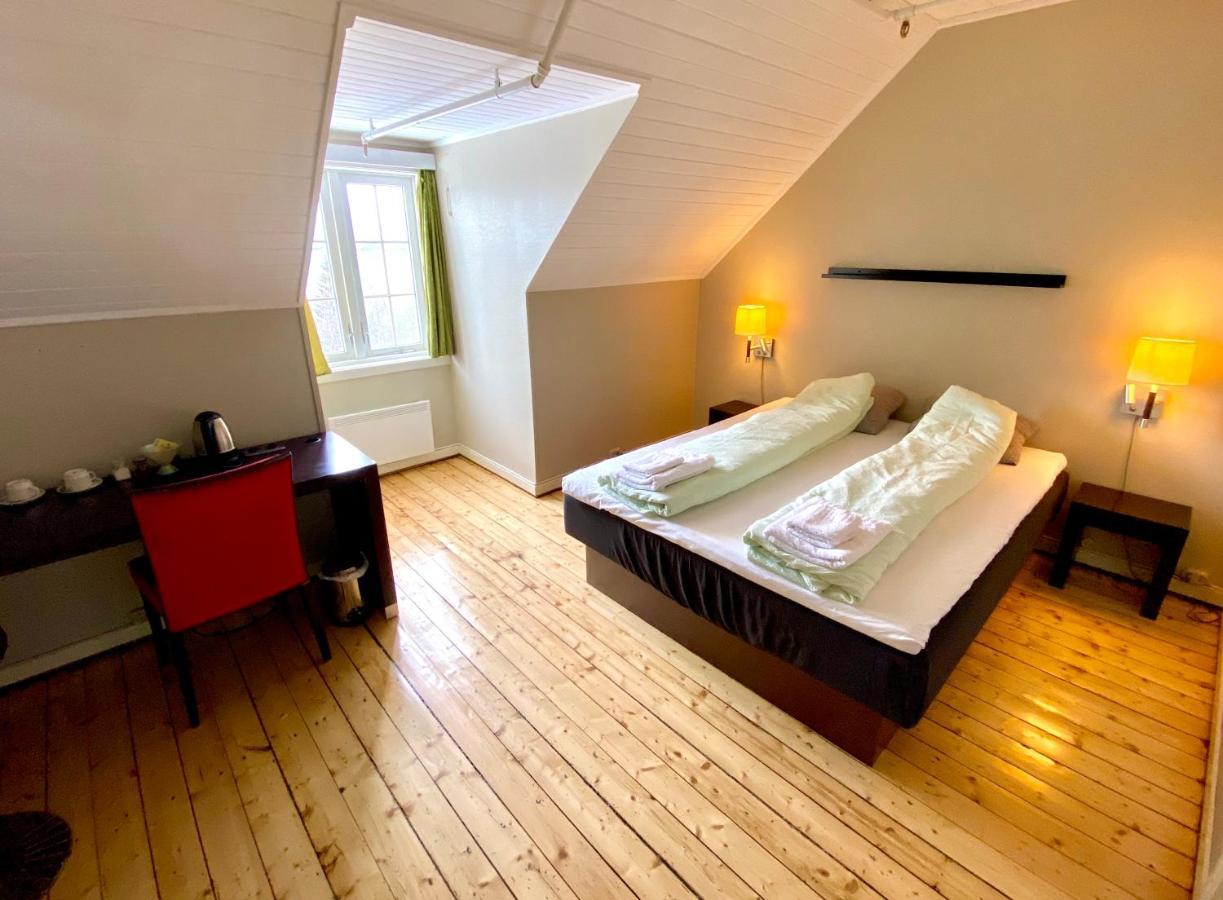 Solhov, Castle Of The Lyngen Alps 호텔 Lyngseidet 외부 사진